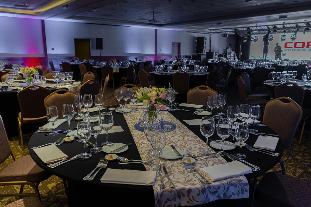 Wyndham Puerto Varas Pettra المظهر الخارجي الصورة The 2019 Gala Dinner