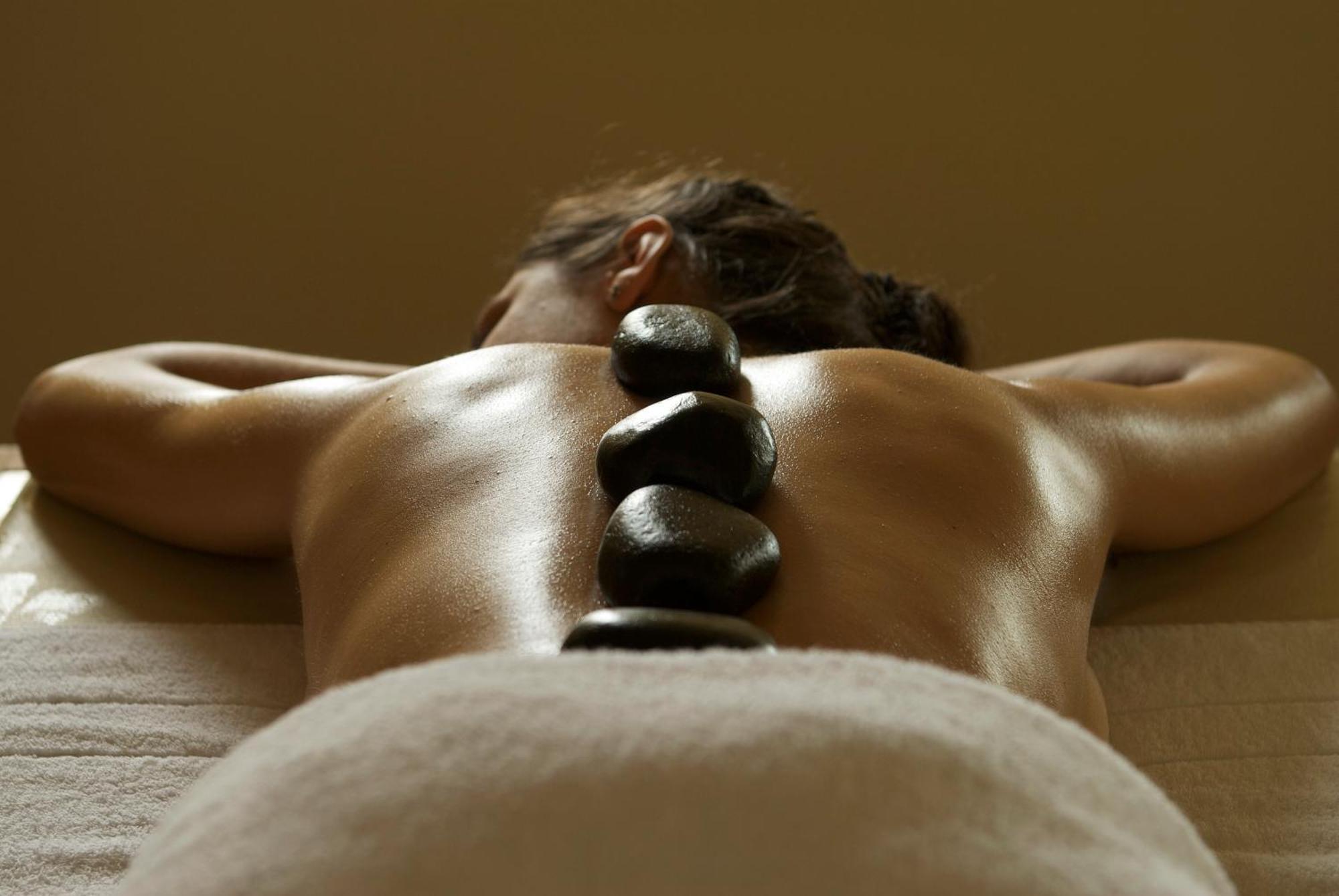 Wyndham Puerto Varas Pettra المظهر الخارجي الصورة Hot stone massage