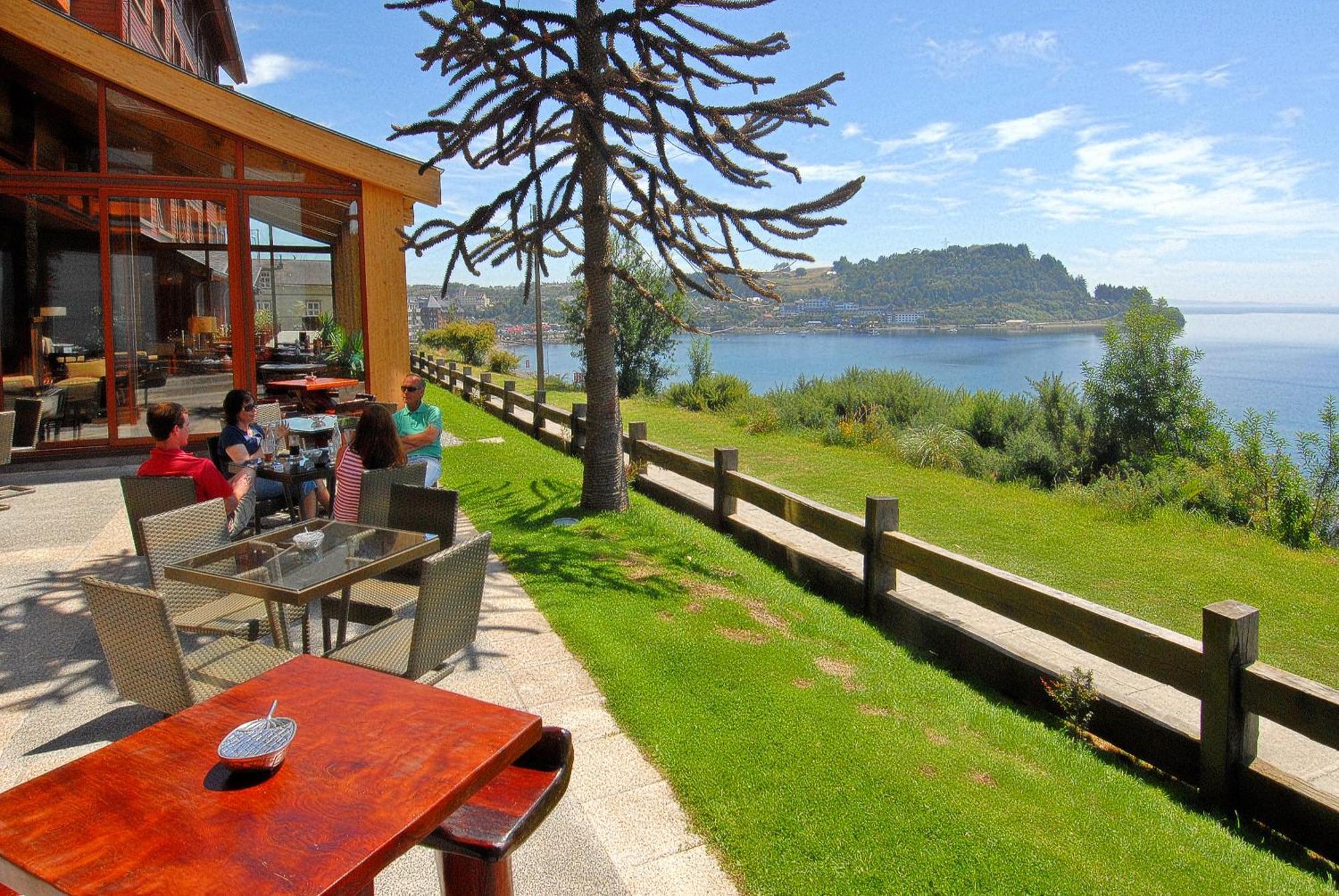 Wyndham Puerto Varas Pettra المظهر الخارجي الصورة View of the hotel