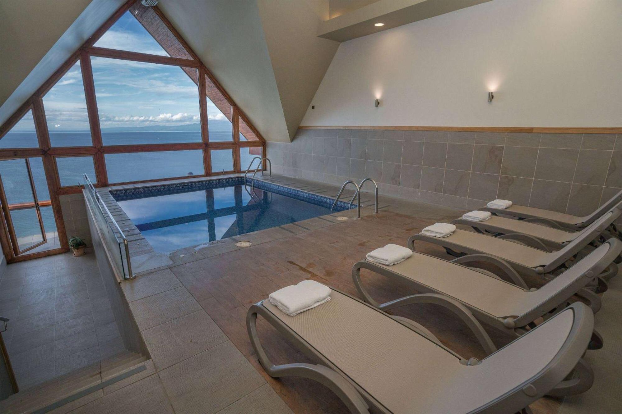 Wyndham Puerto Varas Pettra المظهر الخارجي الصورة The spa at the Hotel
